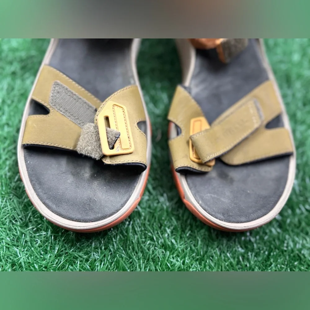 Merrell Tan Sandals Comfortable Summer Footwear‎ Women’s Size 10